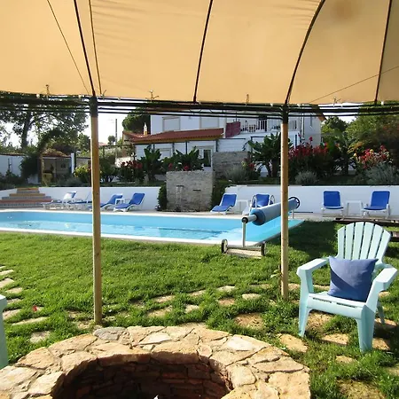 Villa Isabella's World- Casa Talbot Cela (Leira)
